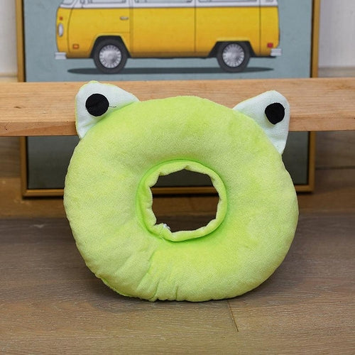 Whimsical Feline Fashion Collar: The Purrfect Costume Accessory For