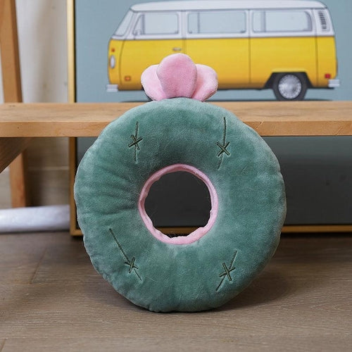 Whimsical Feline Fashion Collar: The Purrfect Costume Accessory For